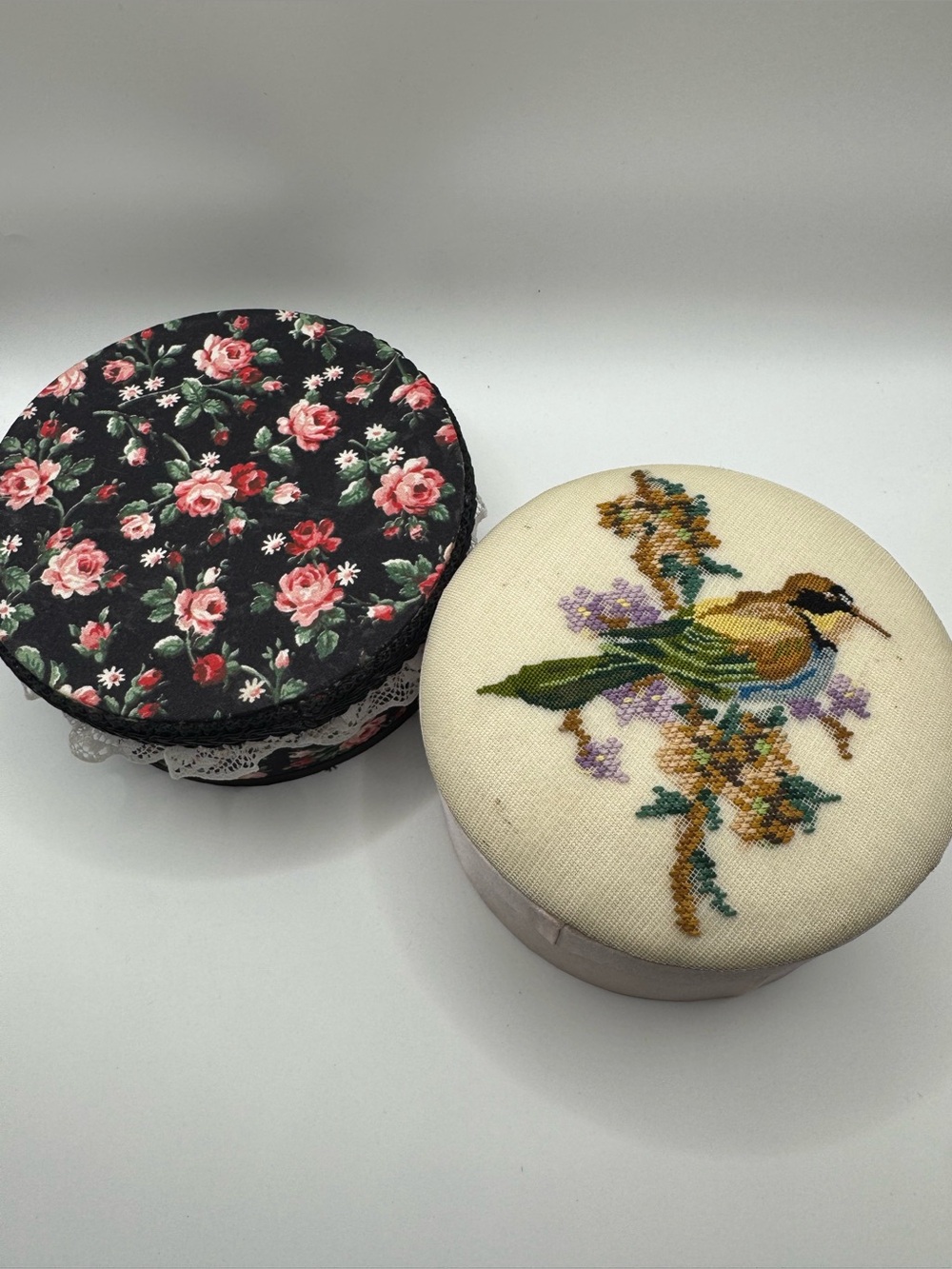 VTG Round Sewing Box Keepsake Container Set Fetco Bird Black Floral Cottagecore